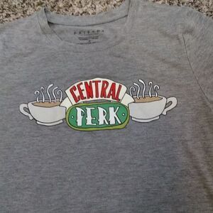 The Central Perk t-shirt Sz M